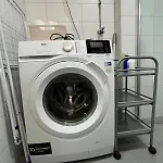 Quiet With Free Parking, Wifi & Good Connections 아파트 *