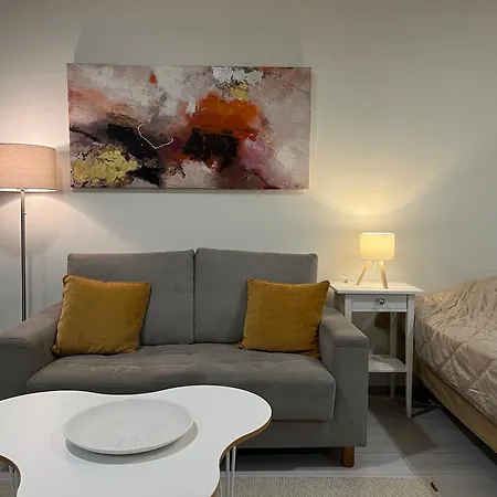 Quiet With Free Parking, Wifi & Good Connections * Espoo