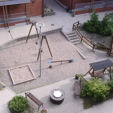 Appartement Quiet With Free Parking, Wifi & Good Connections
