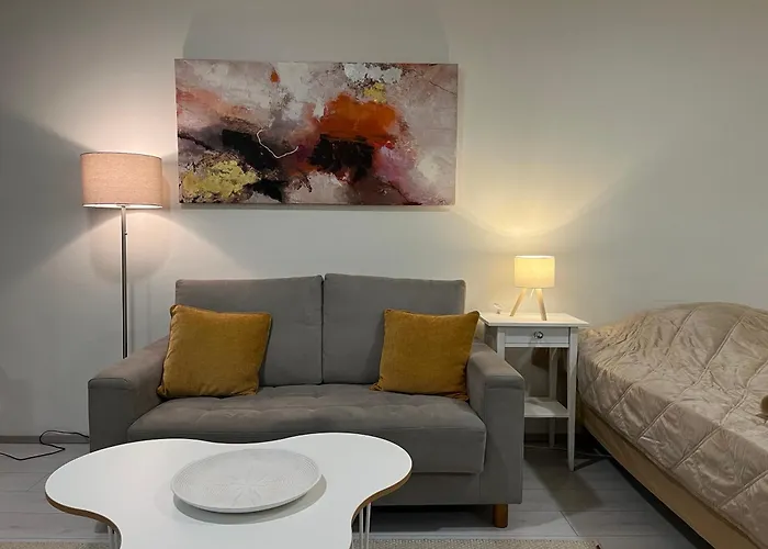 Quiet With Free Parking, Wifi & Good Connections * Espoo