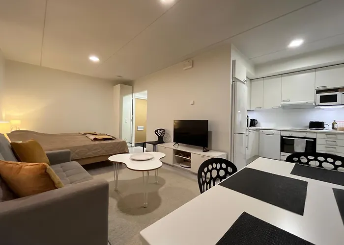 Quiet With Free Parking, Wifi & Good Connections