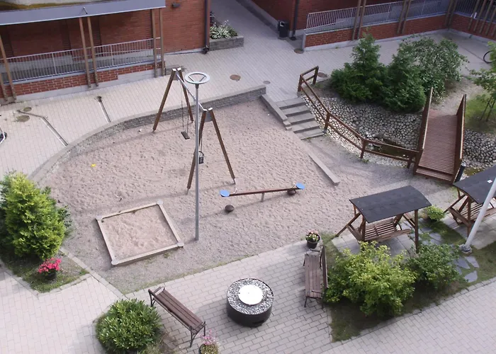 Apartamento Quiet With Free Parking, Wifi & Good Connections